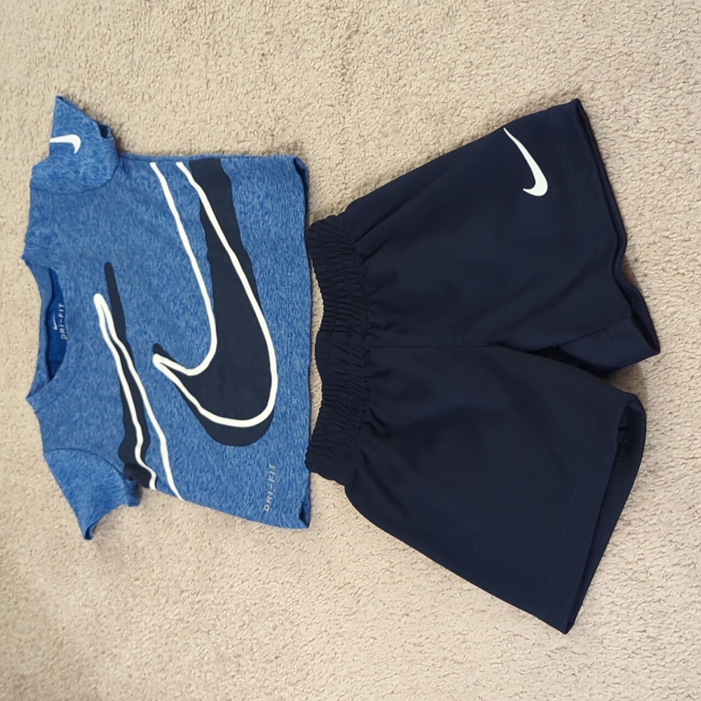 NIKE Baby Boys' 2-Piece Shorts Set Outfit